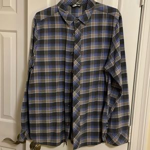 North Face men’s flannel button down. Size L